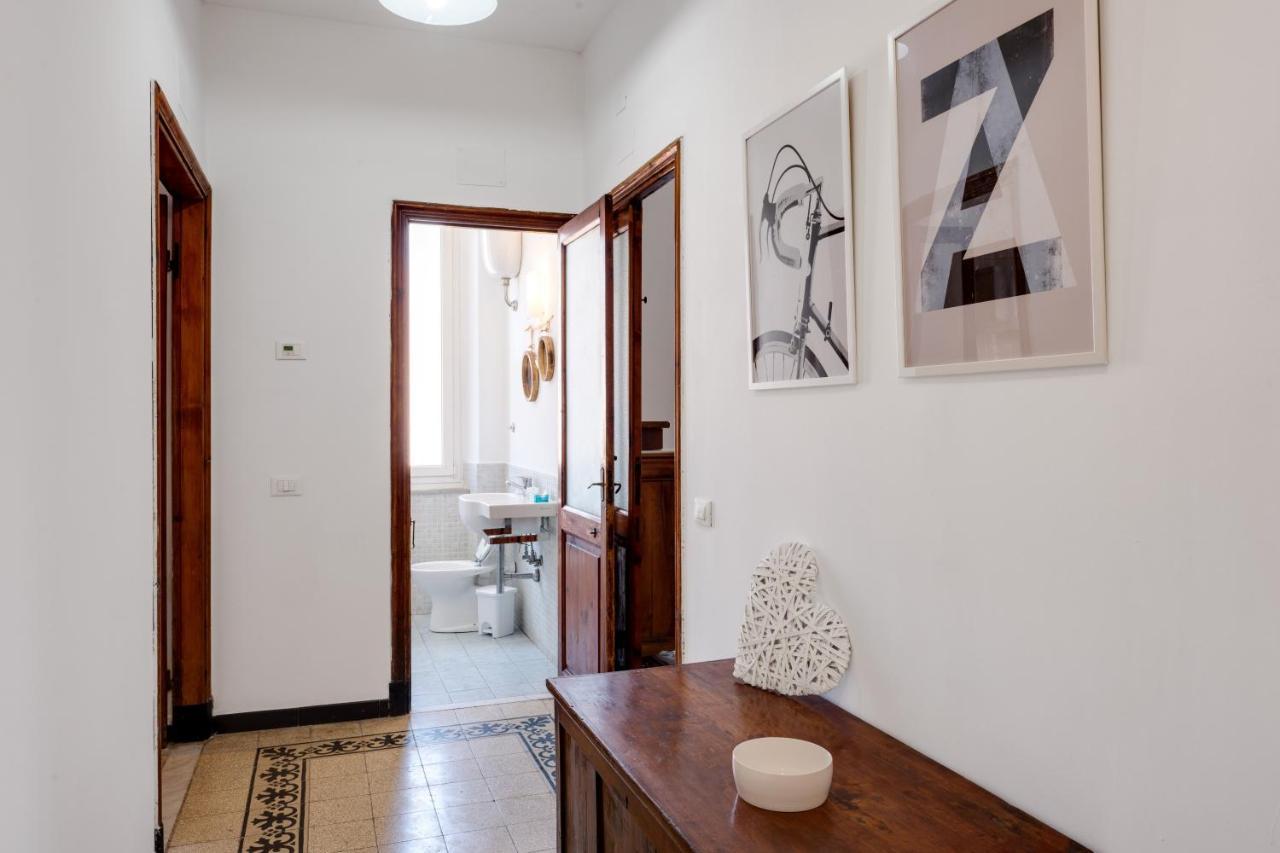 Piazza Concordia Apartment With Balcony La Spezia Zewnętrze zdjęcie