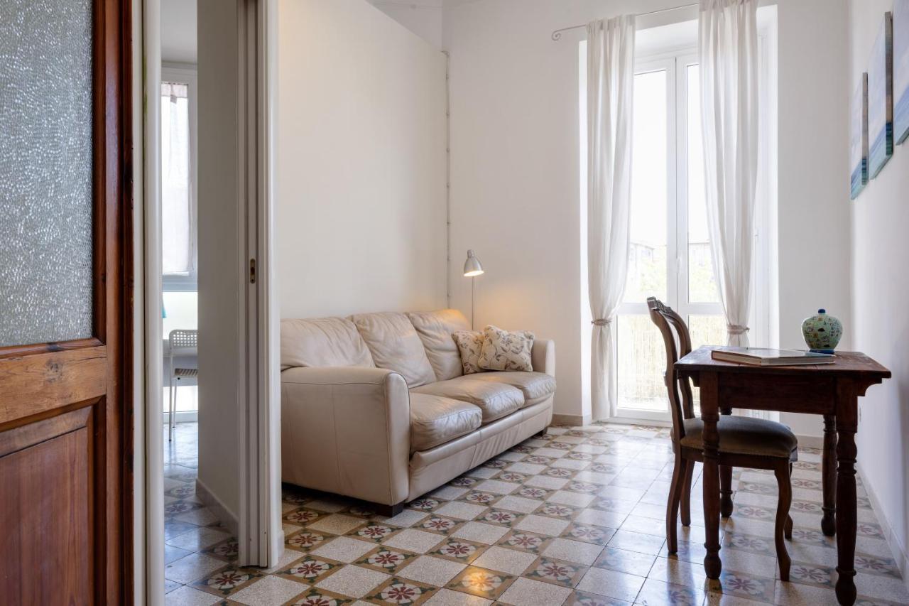 Piazza Concordia Apartment With Balcony La Spezia Zewnętrze zdjęcie